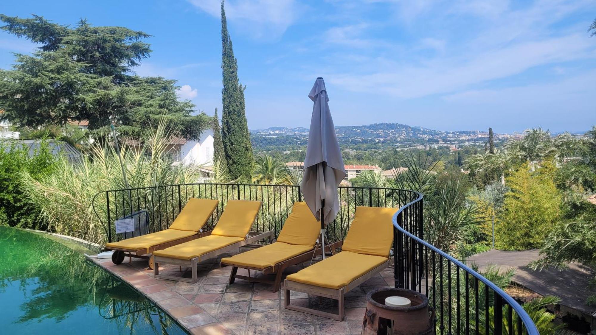 Villa Ardjoeno Mandelieu Exteriér fotografie
